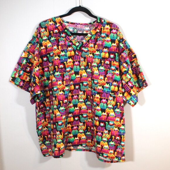 S.C.R.U.B.S. Women's Size 3XL Cat Themed Scrub Top Pockets Colorful Cats - Picture 1 of 4